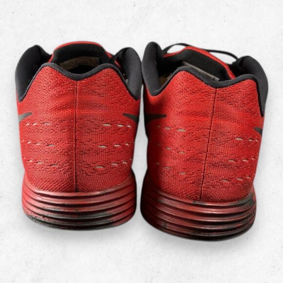 Nike iD Custom Flyknit Running Shoe Men\'s 14W Red Black 843150-991 main image 8